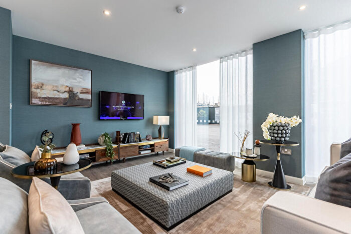 2 Bedroom Apartment For Sale In Market Street Dartford Kent, DA1