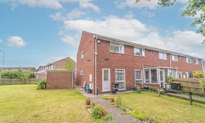 2 Bedroom End Of Terrace House To Rent In Winchester Close, Newport, NP20