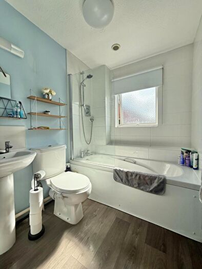 2 Bedroom End Of Terrace House For Sale In Chantry Meadow, Alphington, EX2