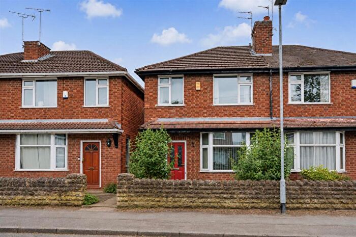 3 Bedroom Semi-Detached House For Sale In King Street, Beeston, Nottingham, NG9