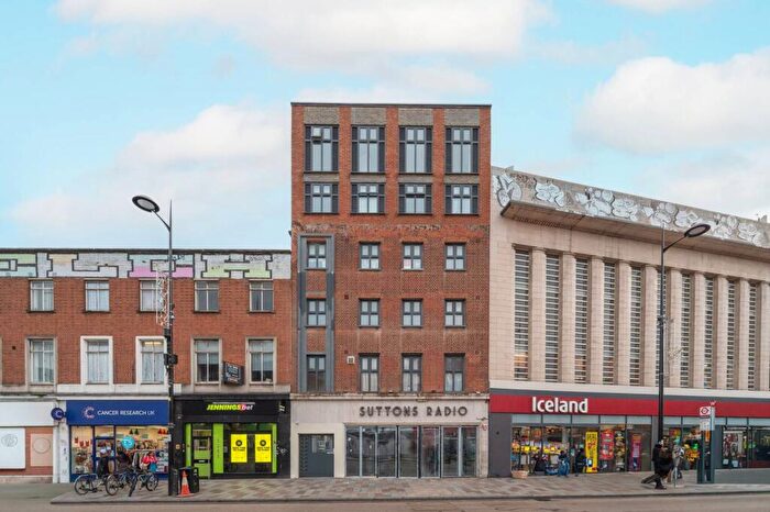 2 Bedroom Flat To Rent In Lewisham High Street, Lewisham, London, SE13