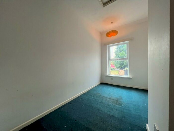 2 Bedroom Flat For Sale In Park Street, Chatteris, Cambs., PE16