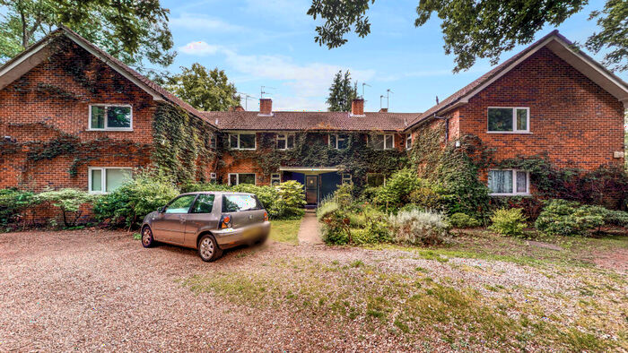 2 Bedroom Maisonette To Rent In Lubbock Court, Chislehurst, BR7