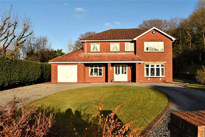 4 Bedroom Detached House For Sale In Clos Llwynallt, Alltwen, Pontardawe, Neath Port Talbot, SA8
