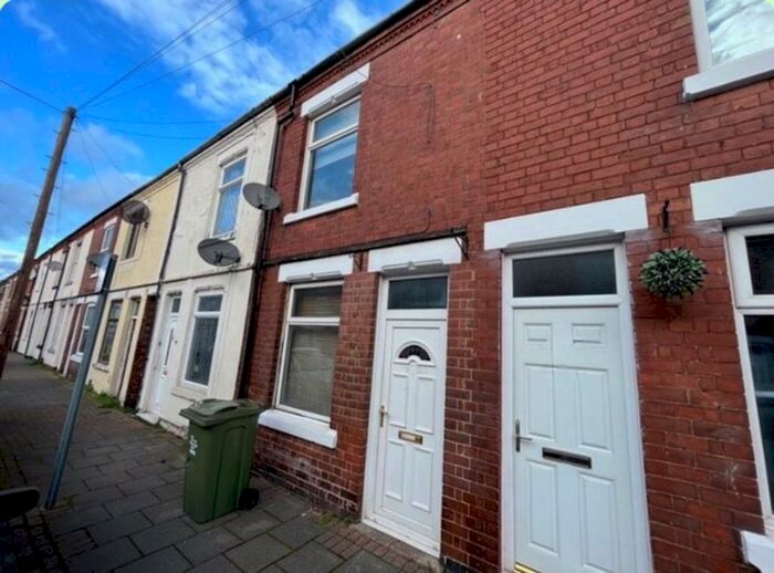 3 Bedroom Terraced House To Rent In Burder Street, Loughborough, Leicestershire, LE11