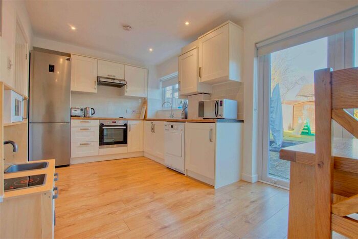 3 Bedroom Terraced House To Rent In Milton Drive, Borehamwood, WD6