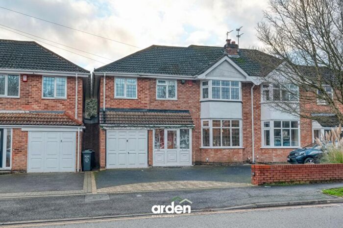 4 Bedroom Semi Detached House For Sale In Ralph Road, Shirley, B90