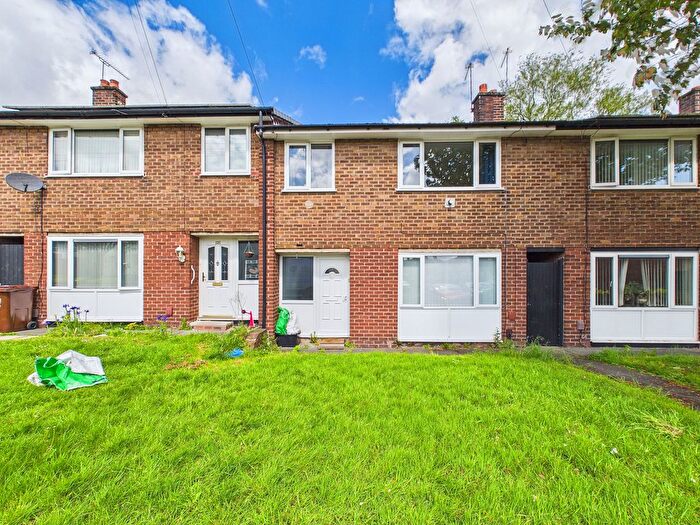 3 Bedroom Town House For Sale In Carnegie Crescent, Sutton, St Helens, WA9