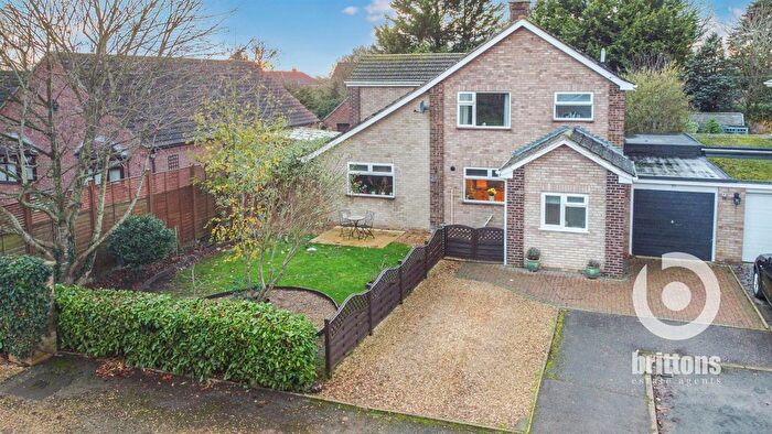 4 Bedroom Detached House For Sale In St. Marys Close, South Wootton, PE30