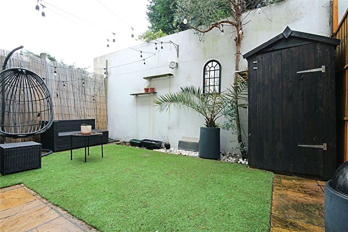 1 Bedroom Flat To Rent In Charles Street, Enfield, EN1