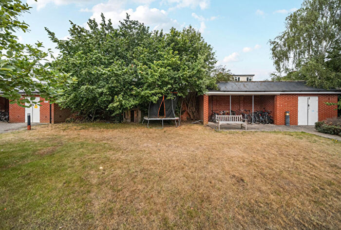2 Bedroom Apartment For Sale In Wooldridge Court, Margaret Road, Headington, Oxford, OX3