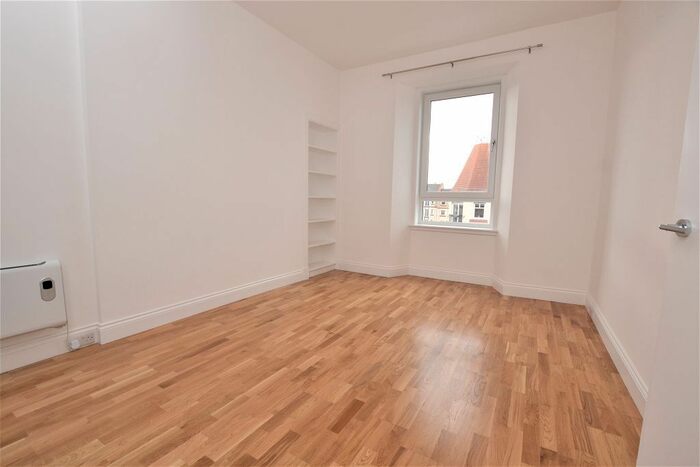 1 Bedroom Flat To Rent In Stewart Terrace, Gorgie, Edinburgh, EH11
