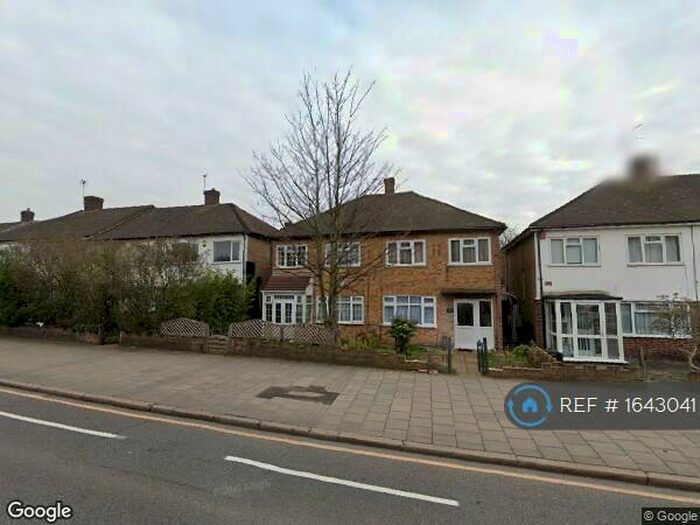 3 Bedroom Semi-Detached House To Rent In Ley Street, Ilford, IG2