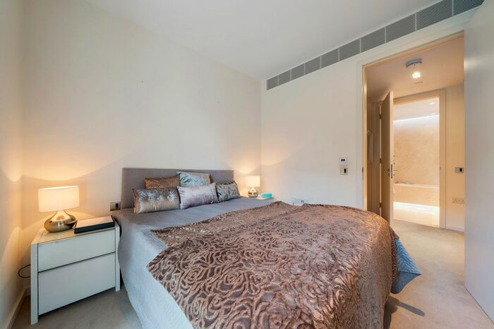 1 Bedroom Flat For Sale In Columbia Gardens, Lillie Square, Fulham, SW6