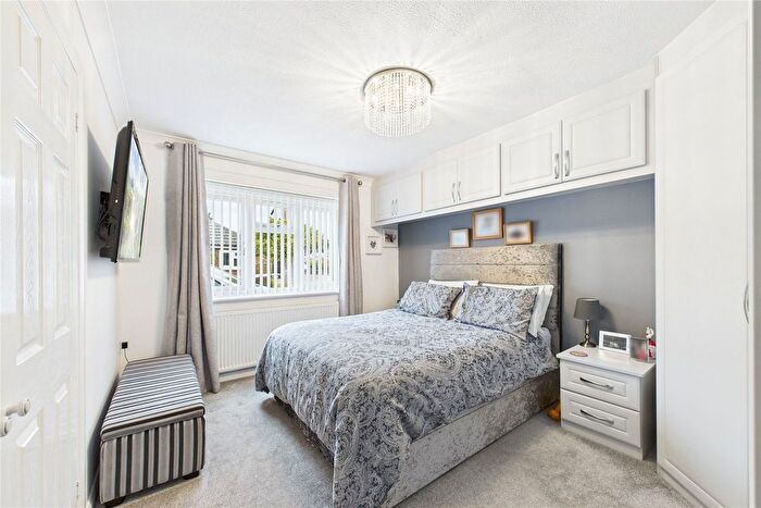 2 Bedroom Bungalow For Sale In Newtown Road, Sandhurst, Berkshire, GU47