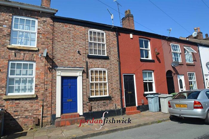 2 Bedroom Terraced House For Sale In St Georges Street, Macclesfield, SK11