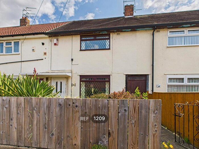 2 Bedroom Terraced House To Rent In Calder Grove, Longhill, HU8