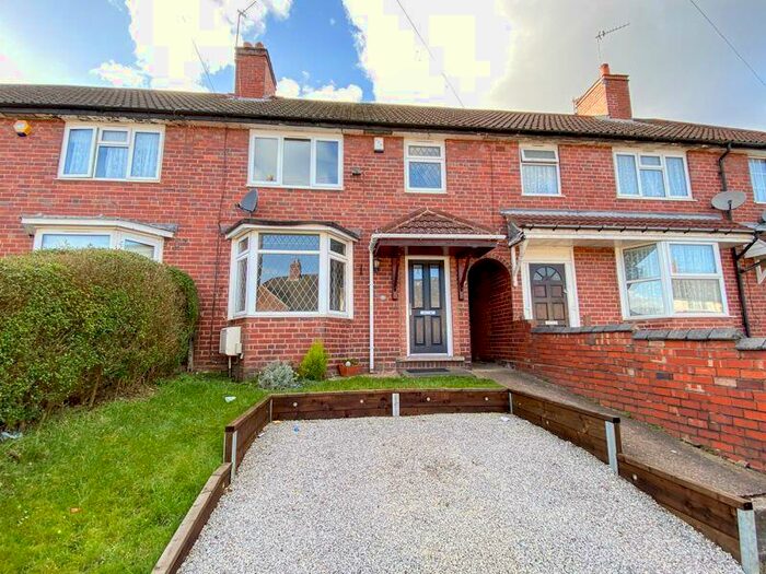 3 Bedroom Semi-Detached House To Rent In Princess Road, Oldbury, B68