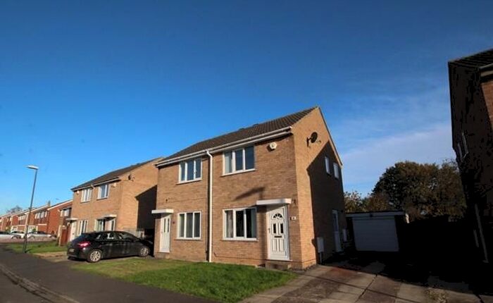 2 Bedroom Semi-Detached House To Rent In Ryedale Way, Selby, YO8