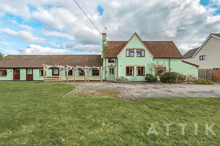 5 Bedroom Detached House For Sale In The Street, Metfield, Harleston, IP20