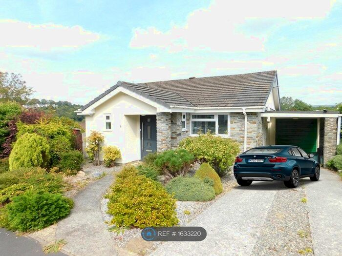 3 Bedroom Bungalow To Rent In Campion Rise, Tavistock, PL19