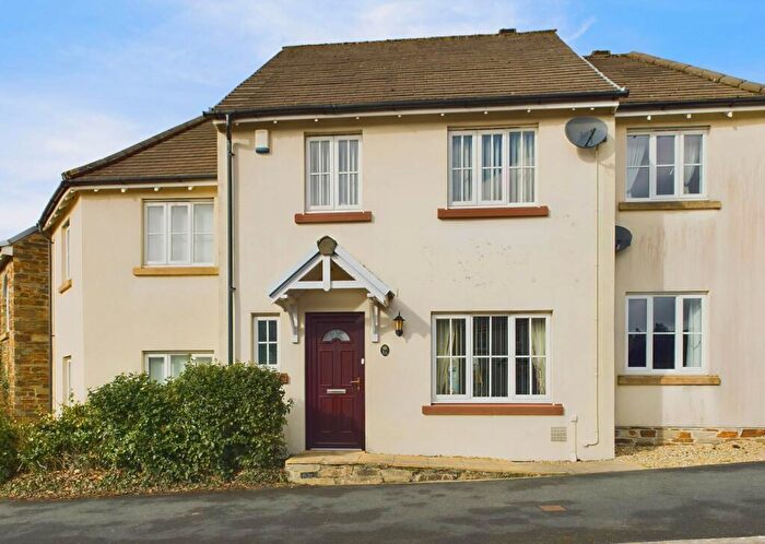 3 Bedroom House For Sale In Boconnoc Avenue, Callington, PL17