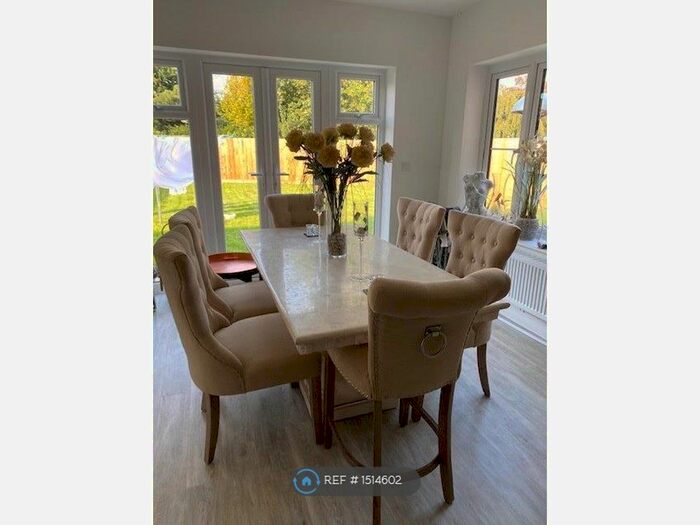 4 Bedroom Detached House To Rent In Founders Drive, Brampton, PE28