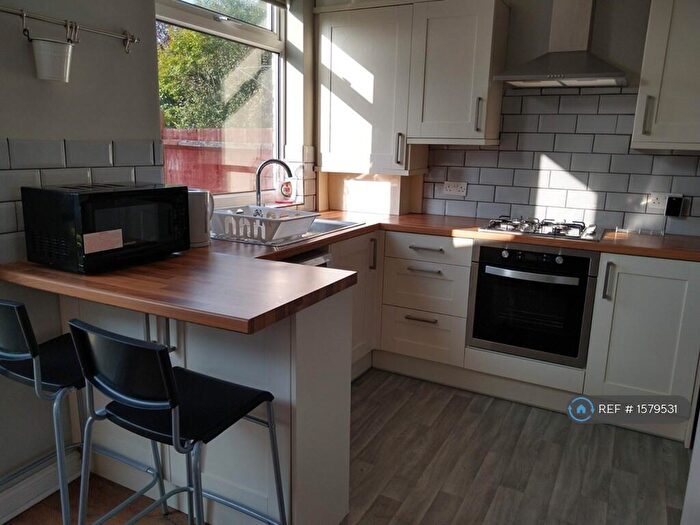 2 Bedroom Semi-Detached House To Rent In Woolacombe Lodge Road, Birmingham, B29