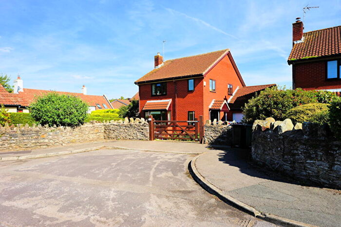 4 Bedroom Detached House For Sale In Ideally Placed For Golden Valley School And The Town Centre, BS48