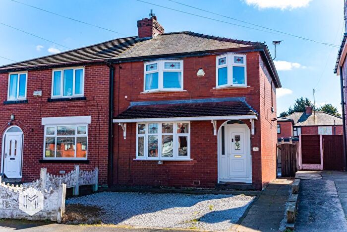 3 Bedroom Semi Detached House For Sale In Lupin Avenue, Bolton, Lancashire, BL4