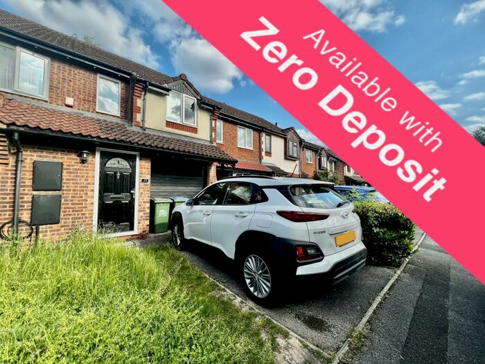 2 Bedroom Maisonette To Rent In Grove Gardens, Southampton, SO19