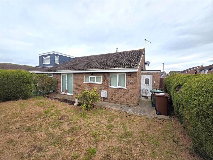 3 Bedroom Semi-Detached Bungalow For Sale In Bergen Walk, Corby, NN18