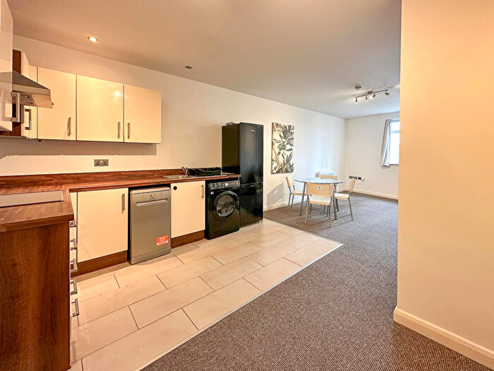 1 Bedroom Flat To Rent In Flat St. Marys Chambers, St. Marys Gate, Derby, Derbyshire, DE1