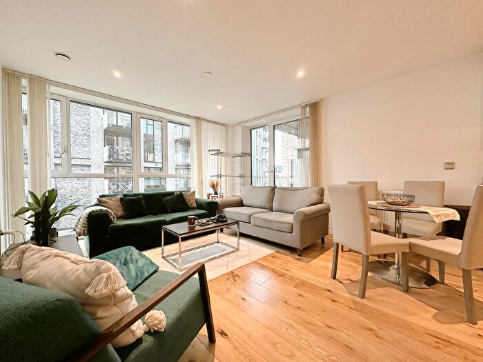 1 Bedroom Flat To Rent In Centurion Tower, Caxton Street North, London, E16