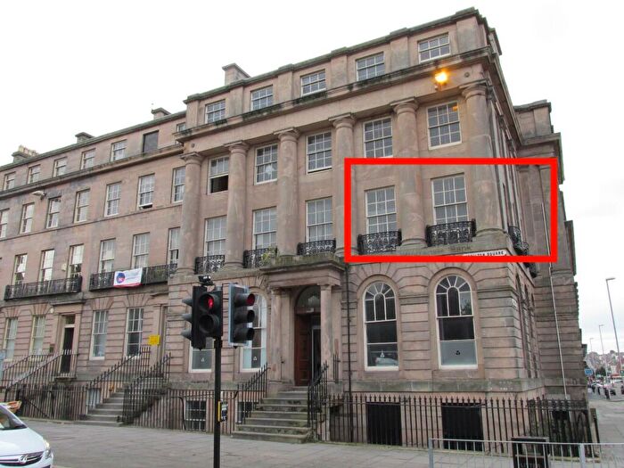 2 Bedroom Flat To Rent In Hamilton Square, Birkenhead, CH41