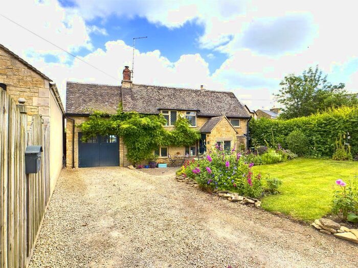 3 Bedroom Detached House For Sale In High Street, Milton-Under-Wychwood, Chipping Norton, OX7