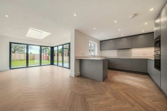 3 Bedroom Semi-Detached House To Rent In Chapel Road, Flackwell Heath, High Wycombe, HP10