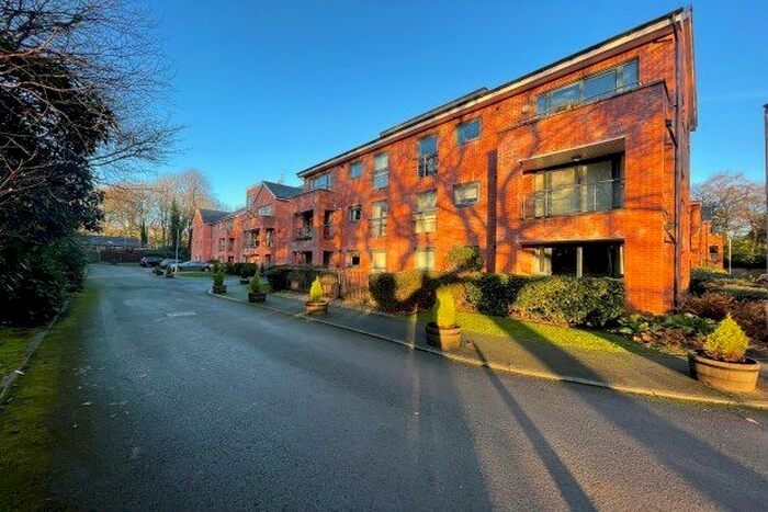 2 Bedroom Flat To Rent In Merryfield Grange, Bolton BL1