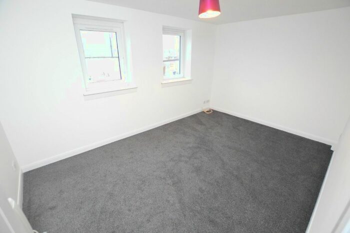 2 Bedroom Flat To Rent In Hill Street, Inverkeithing, KY11
