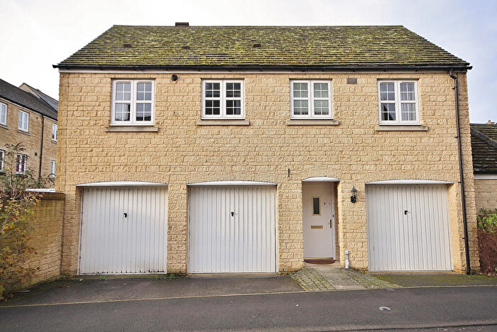1 Bedroom Apartment For Sale In Ashcombe Crescent, Witney, OX28