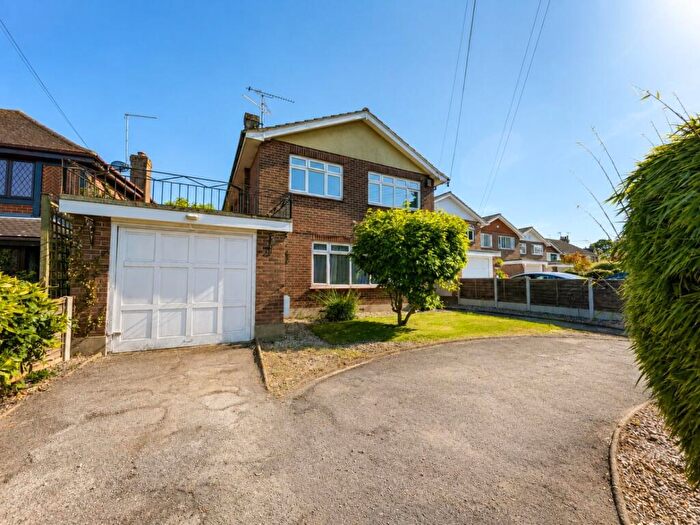 4 Bedroom Detached House For Sale In Poors Lane, Hadleigh, Essex, SS7