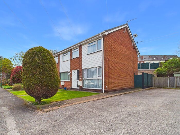 2 Bedroom End Terrace House For Sale In Park Close, Mapperley, Nottingham, NG3
