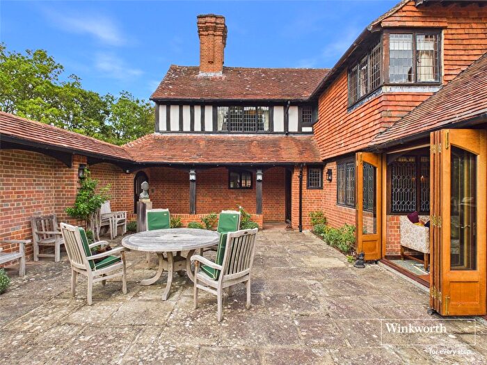 5 Bedroom Detached House For Sale In The Common, Silchester, Reading, Berkshire, RG7
