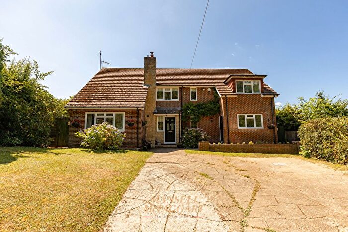 4 Bedroom Detached House For Sale In Hollow Lane, Dormansland, RH7