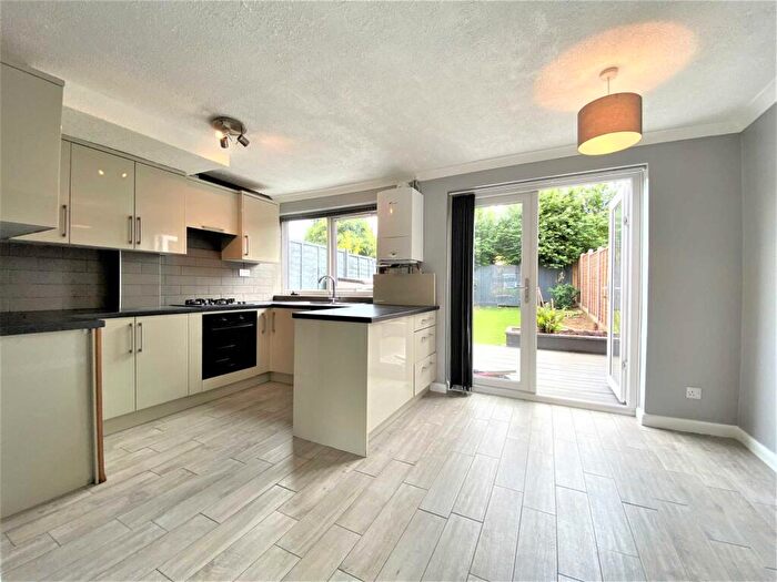 3 Bedroom Semi-Detached House To Rent In Grasmere Way, Leighton Buzzard, Buckinghamshire, LU7