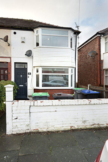 2 Bedroom Terraced House For Sale In Westbank Avenue, Blackpool, FY4