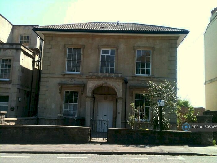 1 Bedroom Flat To Rent In Cotham Road, Bristol, BS6