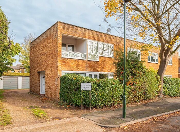 2 Bedroom Flat For Sale In Hampton Road, Twickenham, TW2