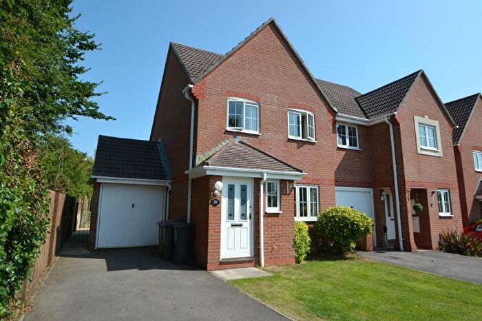 3 Bedroom Semi-Detached House To Rent In Moneyer Road, Andover, Hampshire, SP10