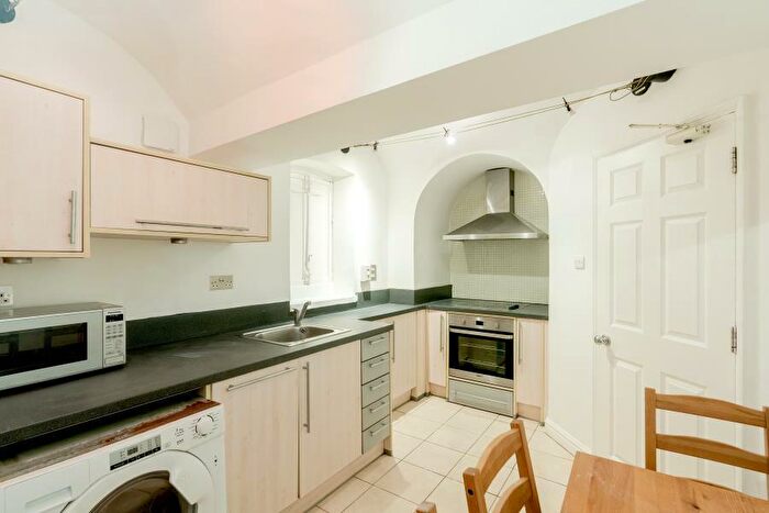 2 Bedroom Apartment To Rent In Taylors Bank - City Centre, BS1